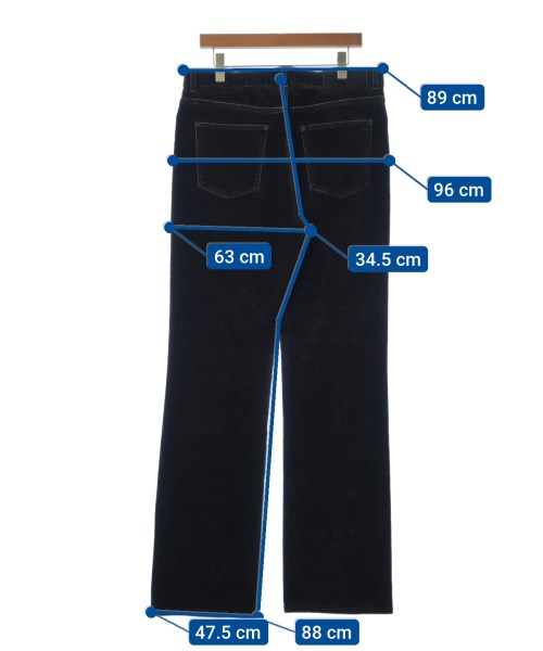 Salvatore Ferragamo 休