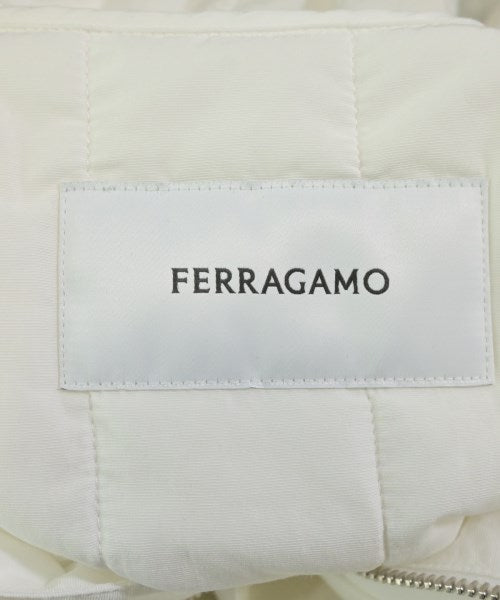 Salvatore Ferragamo 山系外套