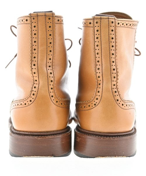 Tricker's 靴子