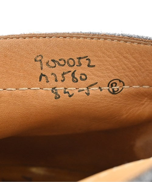 Tricker's 靴子