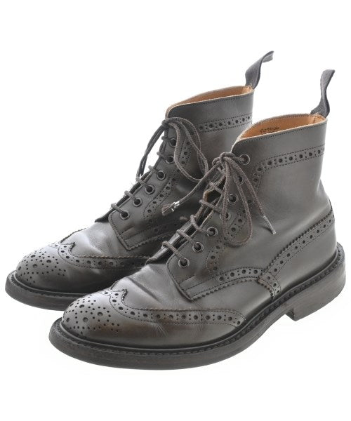 Tricker's 靴子