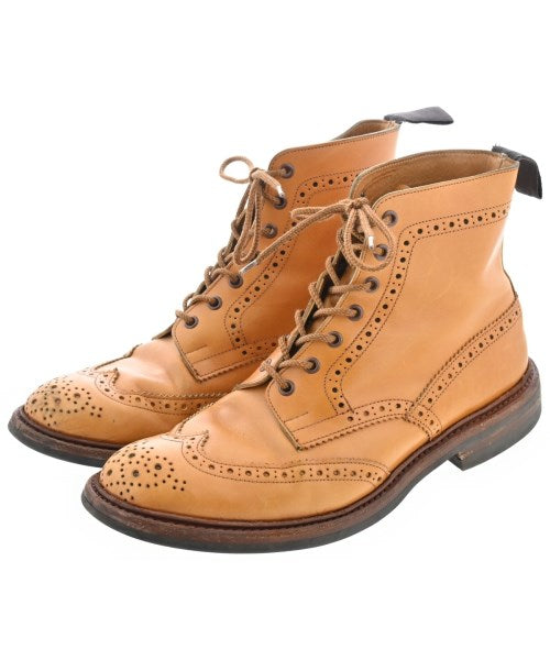Tricker's 靴子