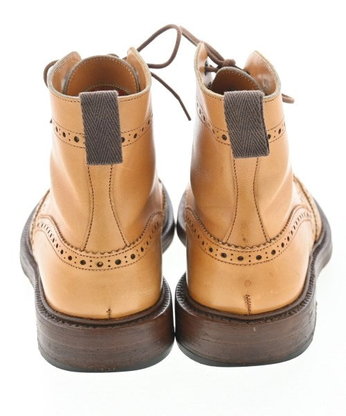 Tricker's 靴子