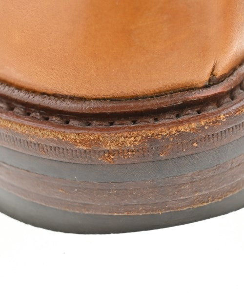 Tricker's 靴子