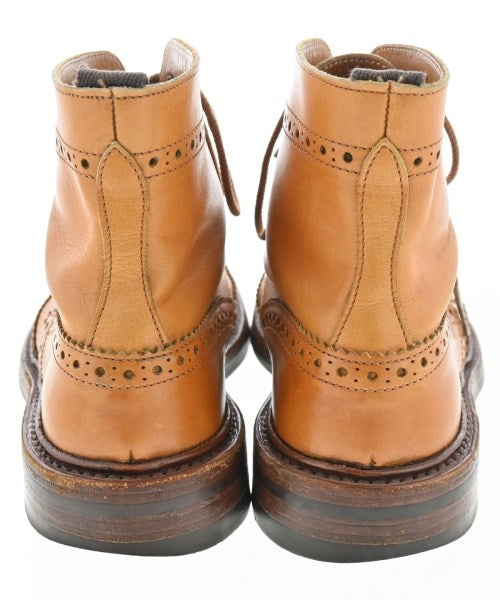 Tricker's 靴子