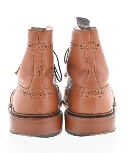 Tricker's 靴子