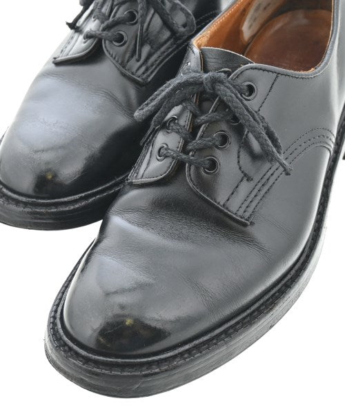 Tricker's 靴子