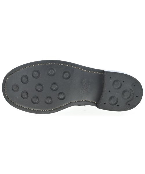 Tricker's 靴子