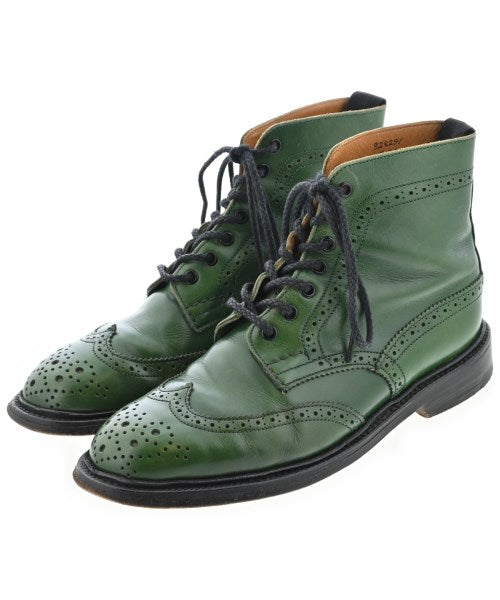Tricker's 靴子