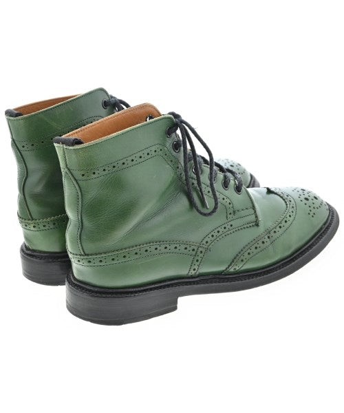 Tricker's 靴子