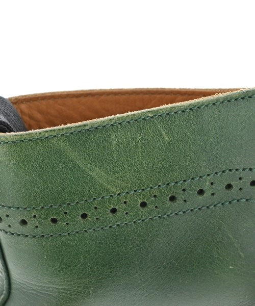Tricker's 靴子