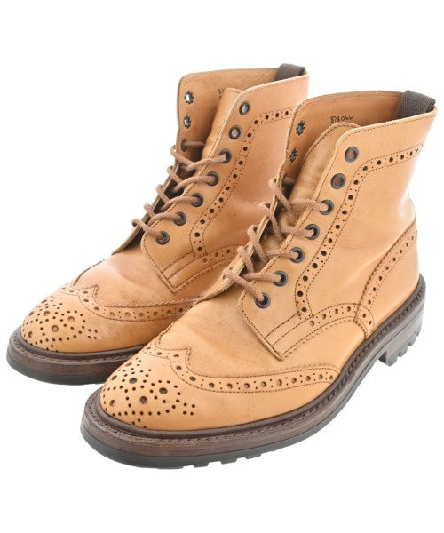 Tricker's 靴子