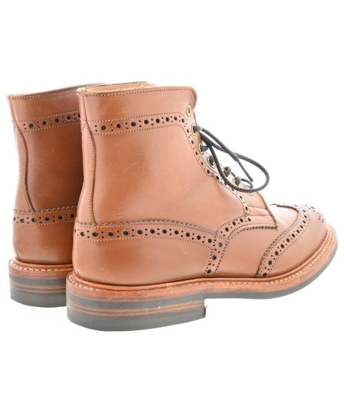 Tricker's 靴子