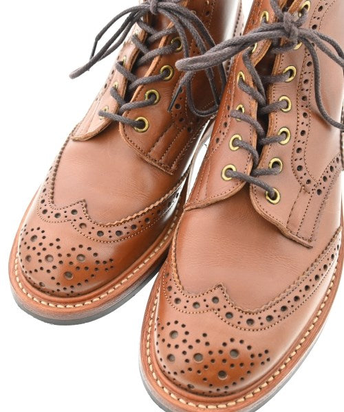 Tricker's 靴子