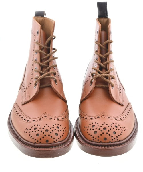 Tricker's 靴子