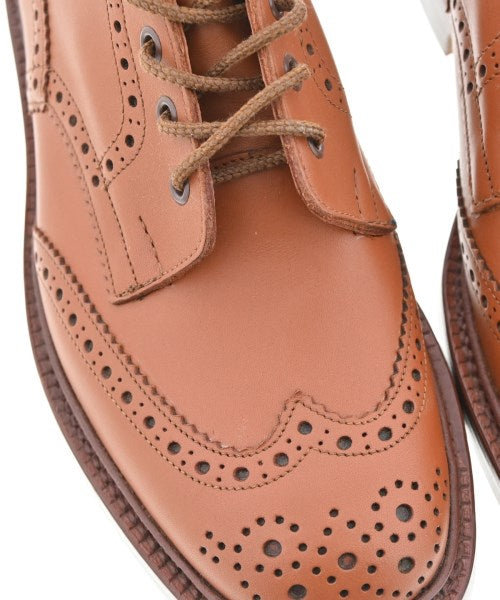 Tricker's 靴子
