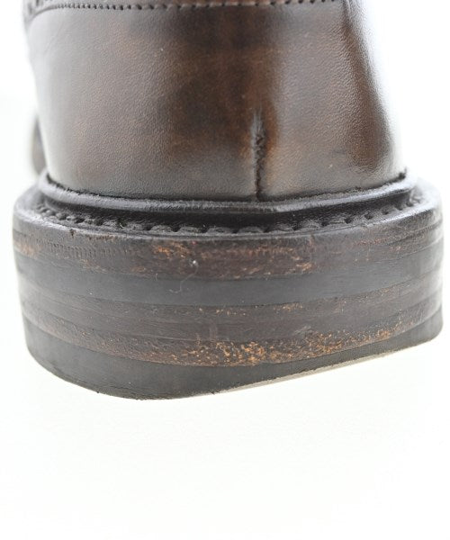 Tricker's 靴子