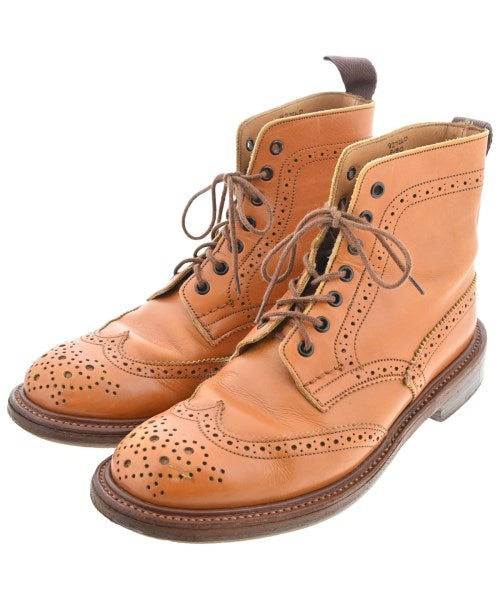 Tricker's 靴子
