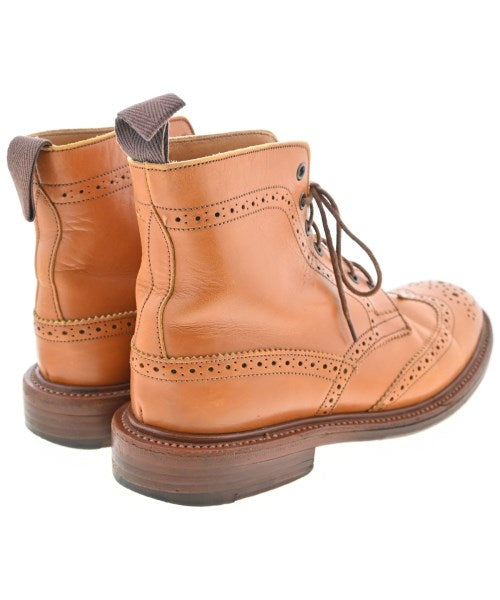Tricker's 靴子