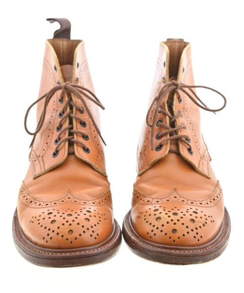 Tricker's 靴子