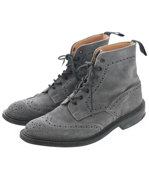 Tricker's 靴子