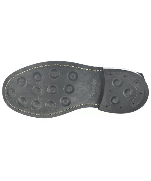 Tricker's 靴子