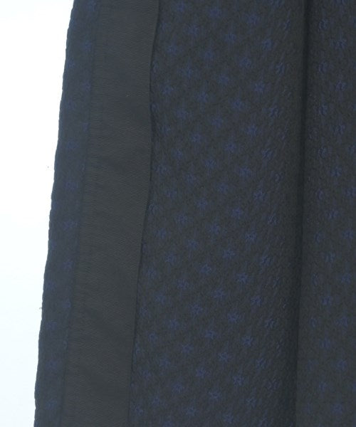 ARMANI COLLEZIONI 膝上裙