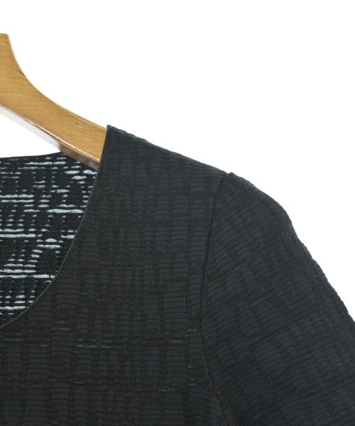 ARMANI COLLEZIONI T恤/上衣