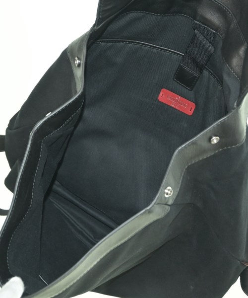 VALENTINO GARAVANI 背包