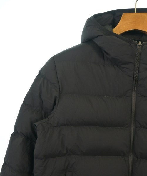 HERNO 羽絨夾克/背心