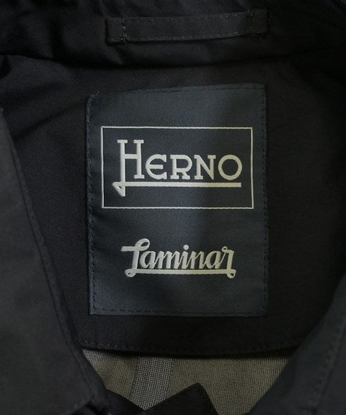 HERNO 支撐領外套