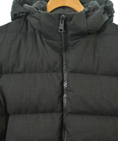 HERNO 羽絨夾克/背心