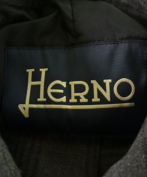 HERNO 支撐領外套