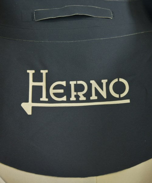 HERNO 支撐領外套