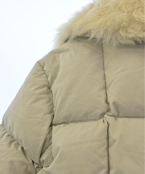 BURBERRY 羽絨大衣