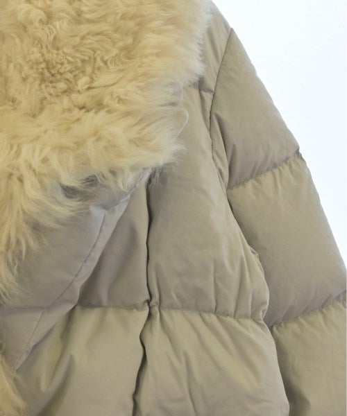 BURBERRY 羽絨大衣