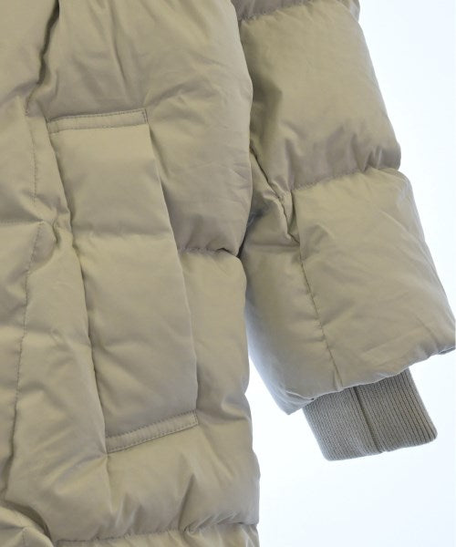 BURBERRY 羽絨大衣