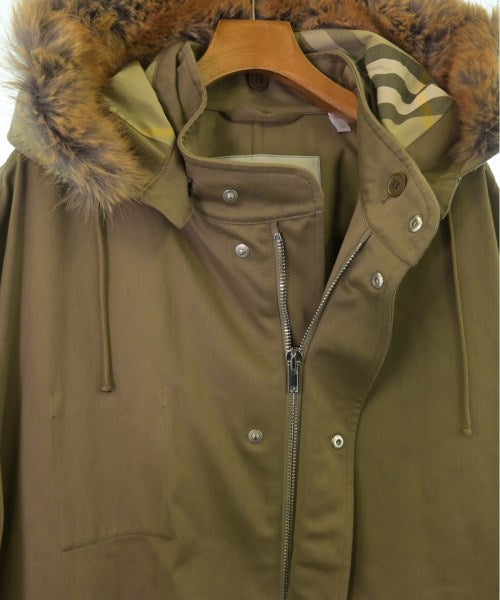 BURBERRY 現代外套