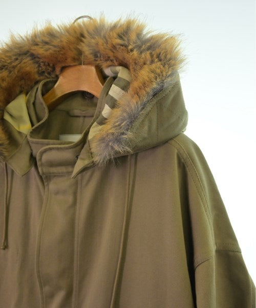 BURBERRY 現代外套