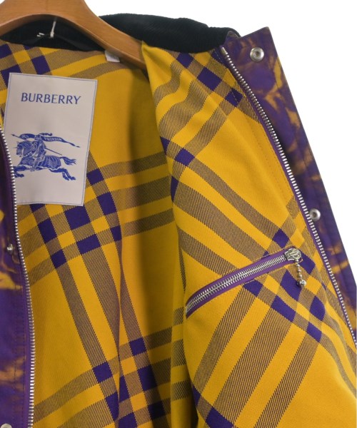 BURBERRY 支撐領外套
