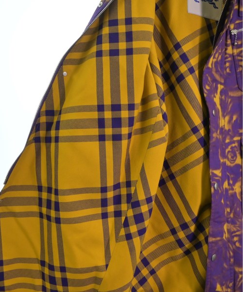 BURBERRY 支撐領外套