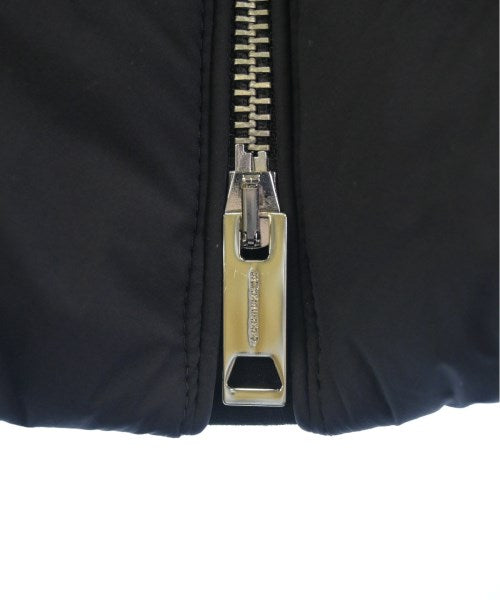 BURBERRY 羽絨夾克/背心