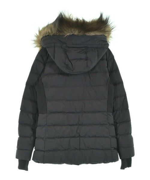 BURBERRY 羽絨大衣