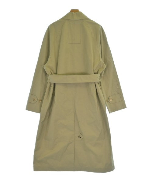 BURBERRY 支撐領外套