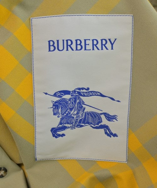 BURBERRY 支撐領外套