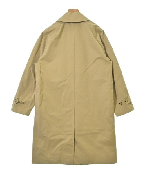 BURBERRY 支撐領外套