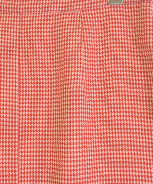 BURBERRY 膝上裙