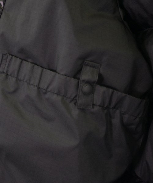 BURBERRY 羽絨夾克/背心