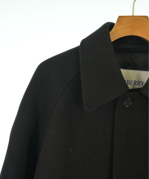 BURBERRY 支撐領外套