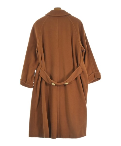 BURBERRY 支撐領外套